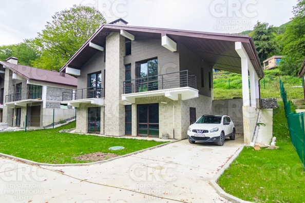 
   Продам коттедж, 200 м², Сочи

. Фото 1.