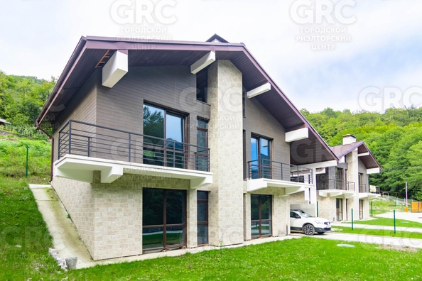 
   Продам коттедж, 200 м², Сочи

. Фото 4.