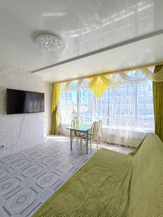 
  Продается 2-комн. квартира, 57 м², Кирова ул, д. 1
. Фото 8.