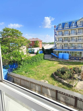 
  Продается 2-комн. квартира, 57 м², Кирова ул, д. 1
. Фото 9.