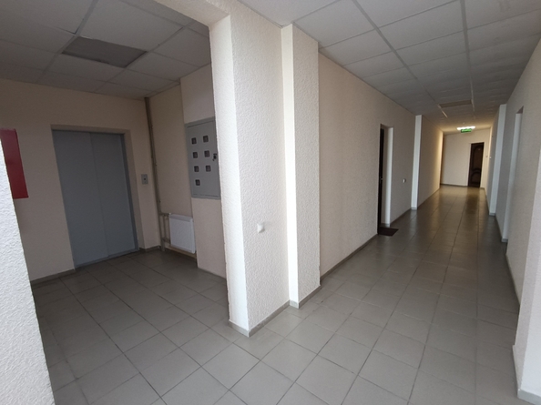 
  Продается 2-комн. квартира, 57 м², Кирова ул, д. 1
. Фото 25.