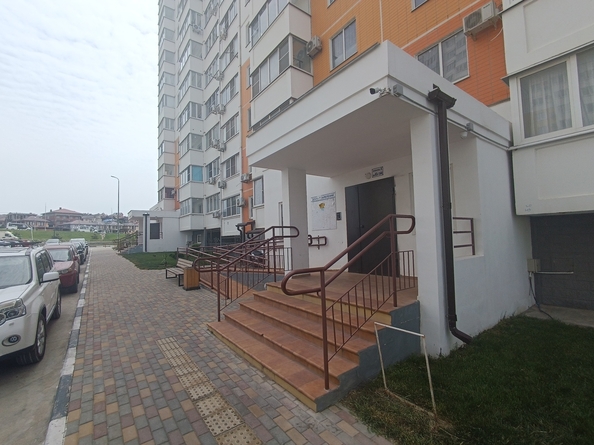 
   Продам 1-комнатную, 42 м², Ленина ул, 233

. Фото 25.