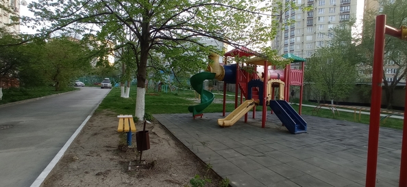 
   Продам 2-комнатную, 68 м², Ленина ул, 175

. Фото 13.