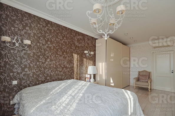 
  Продается 3-комн. квартира, 140 м², Юных Ленинцев ул, д. 10
. Фото 17.