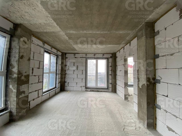 
  Продается 3-комн. квартира, 72.5 м², Туапсинская ул, д. 10
. Фото 9.