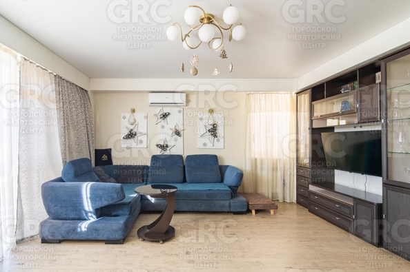 
  Продается 2-комн. квартира, 70 м², Целинная ул, д. 13а
. Фото 6.