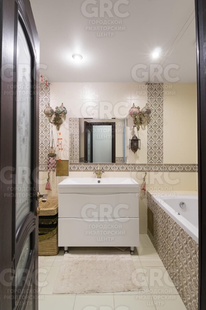 
  Продается 2-комн. квартира, 70 м², Целинная ул, д. 13а
. Фото 17.
