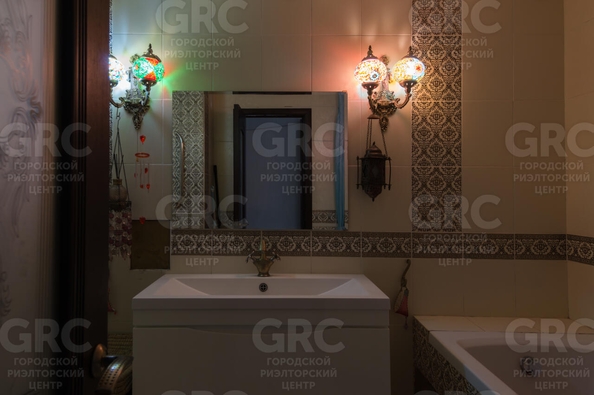
  Продается 2-комн. квартира, 70 м², Целинная ул, д. 13а
. Фото 24.