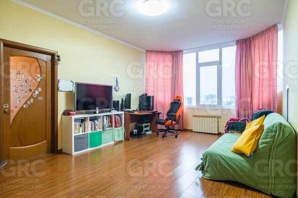 
  Продается 4-комн. квартира, 130 м², Лысая гора ул, д. 9/2
. Фото 26.