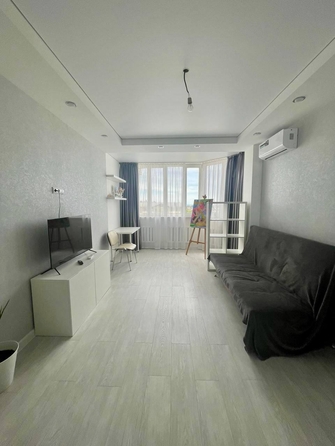 
  Продается 2-комн. квартира, 73 м², Ленина ул, д. 183
. Фото 2.