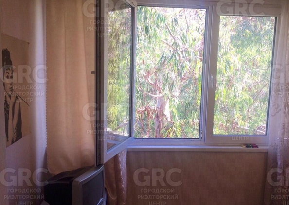 
  Продается 1-комн. квартира, 18 м², Чебрикова ул, д. 36
. Фото 2.