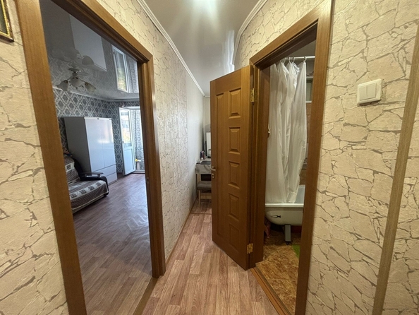 
  Продается 1-комн. квартира, 30 м², Крымская ул, д. 83
. Фото 5.
