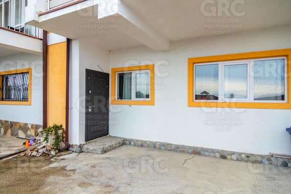 
  Продается 4-комн. квартира, 200 м², Ландышевая ул, д. 77/9
. Фото 3.