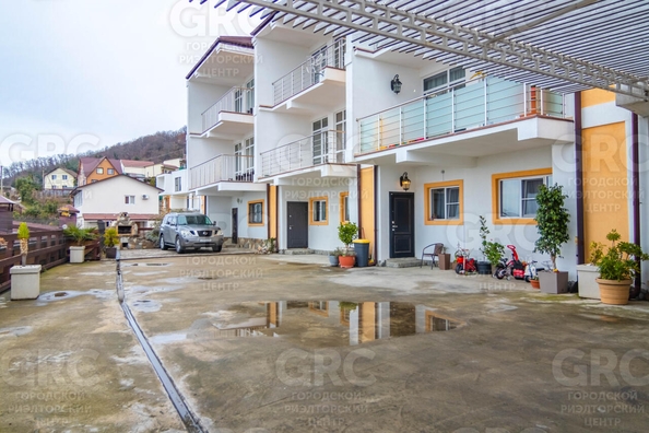 
  Продается 4-комн. квартира, 200 м², Ландышевая ул, д. 77/9
. Фото 6.