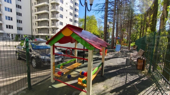 
  Продается 4-комн. квартира, 98.1 м², Туапсинская ул, д. 19
. Фото 2.