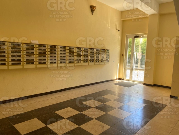 
  Продается 2-комн. квартира, 50 м², Камо ул, д. 80
. Фото 31.