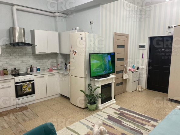 
  Продается 3-комн. квартира, 45.5 м², Виноградная ул, д. 195/8
. Фото 2.