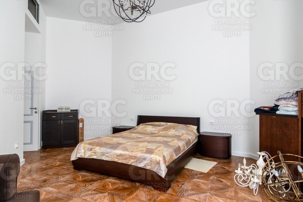 
  Продается 2-комнатный апартамент, 55.9 м², Орджоникидзе ул, д. 24/2
. Фото 23.