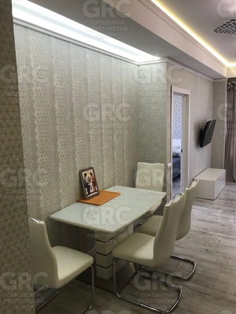 
  Продается 2-комнатный апартамент, 48 м², Черноморская ул, д. 6
. Фото 2.