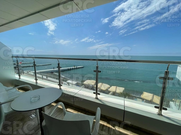 
  Продается 1-комнатный апартамент, 41 м², Черноморская ул
. Фото 1.