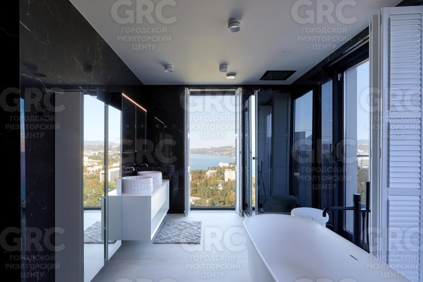
  Продается 2-комнатный апартамент, 140.6 м², Виноградная ул, д. 4
. Фото 29.