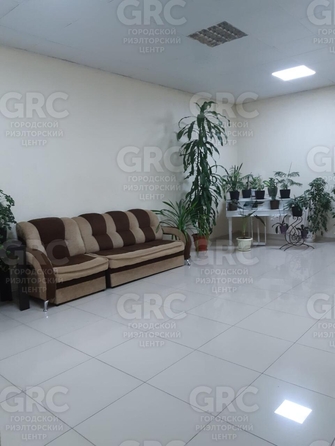 
  Продается 3-комн. квартира, 60 м², Вишневая ул, д. 10/8
. Фото 8.