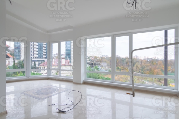 
  Продается 4-комн. квартира, 189 м², Санаторная ул, д. 65/6
. Фото 1.