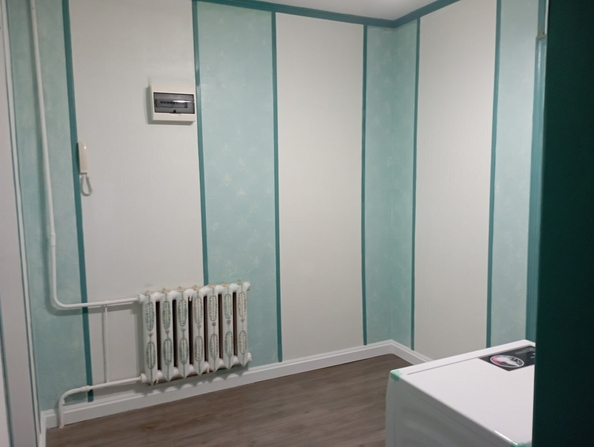 
  Продается 2-комн. квартира, 41 м², Крылова ул, д. 81
. Фото 14.