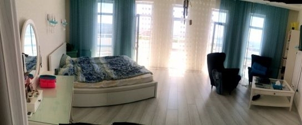 
  Продается 2-комн. квартира, 72 м², Шмидта ул, д. 8
. Фото 3.