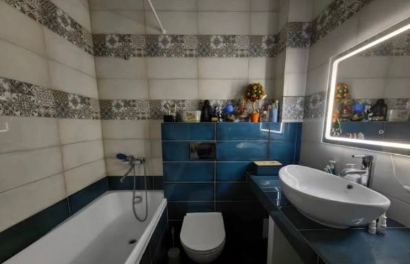 
  Продается 2-комн. квартира, 54 м², Кирова ул
. Фото 7.