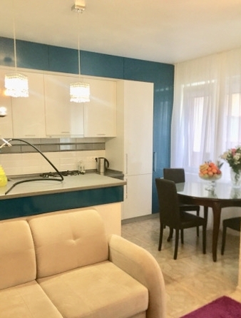 
  Продается 2-комн. квартира, 58 м², Сурикова ул, д. 60А
. Фото 2.