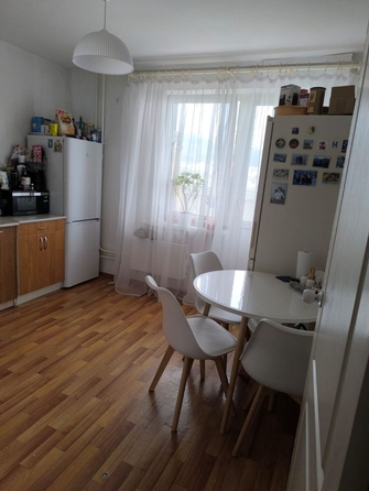
  Продается 2-комн. квартира, 56 м², Маршала Жукова ул
. Фото 2.