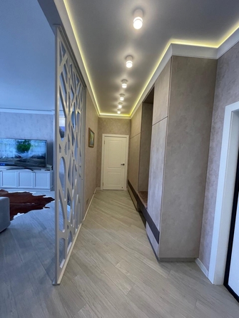 
  Продается 2-комн. квартира, 68 м², Мира ул
. Фото 3.