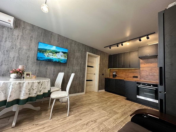 
  Продается 3-комн. квартира, 80 м², Маршала Жукова ул
. Фото 24.