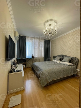 
  Продается 3-комн. квартира, 75 м², Юных Ленинцев ул, д. 10
. Фото 2.