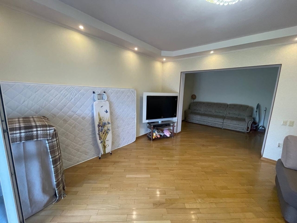 
  Продается 1-комн. квартира, 60 м², Фабрициуса Я. ул, д. 2/9
. Фото 6.
