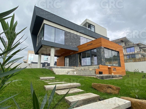 
  Продается дом, 400 м², Сочи
. Фото 1.