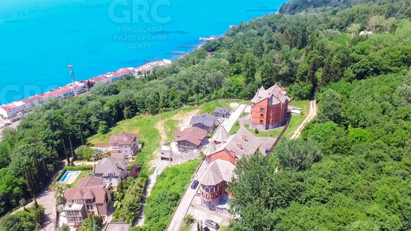 
  Продается дом, 3000 м², Сочи
. Фото 1.