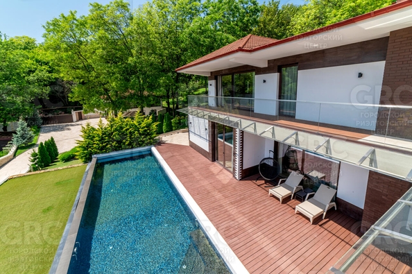 
  Продается дом, 280 м², Сочи
. Фото 1.
