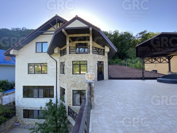 
  Продается дом, 500 м², Сочи
. Фото 2.