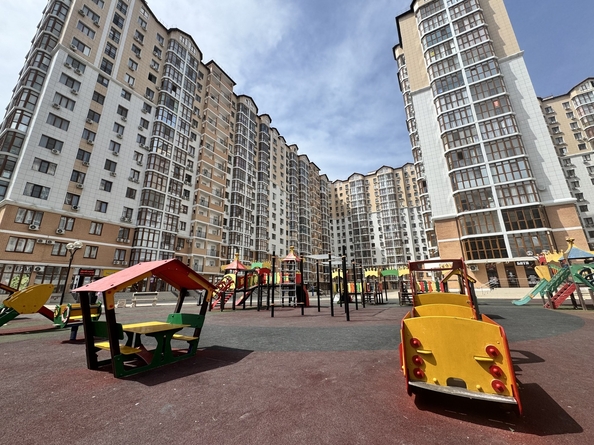 
  Продается 2-комн. квартира, 60 м², Анапское ш, д. 32к4
. Фото 27.