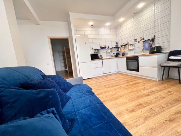 
  Продается 2-комн. квартира, 91 м², Ленина ул, д. 43
. Фото 3.