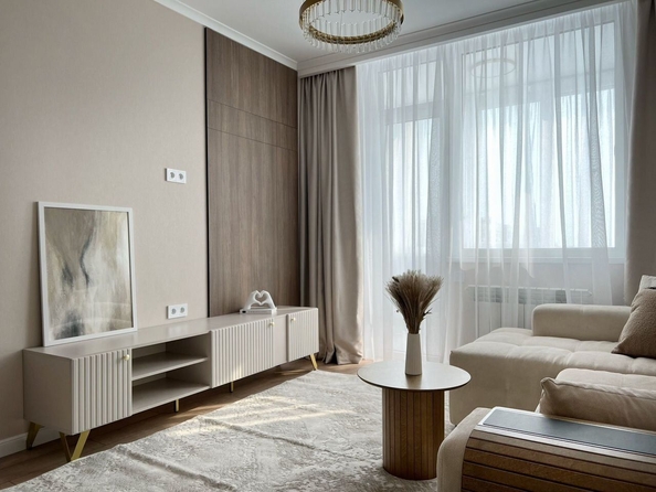 
  Продается 2-комн. квартира, 74 м², Ленина ул, д. 195
. Фото 8.
