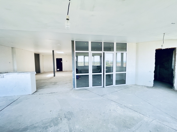 
  Продается 3-комн. квартира, 132 м², Крымская ул, д. 272
. Фото 6.