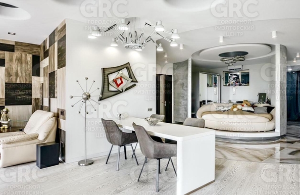 
  Продается 3-комн. квартира, 153 м², Пушкина пр-кт, д. 6
. Фото 3.