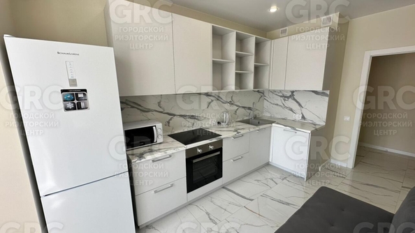
  Продается 2-комн. квартира, 70 м², Фабрициуса Я. ул, д. 7
. Фото 8.