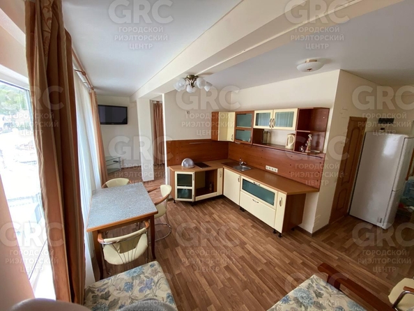 
  Продается 1-комн. квартира, 46.2 м², Глазунова ул, д. 8а
. Фото 4.