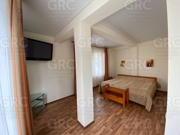 
  Продается 1-комн. квартира, 46.2 м², Глазунова ул, д. 8а
. Фото 5.