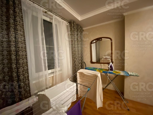 
  Продается 2-комн. квартира, 67 м², Голубые дали ул, д. 99г
. Фото 2.