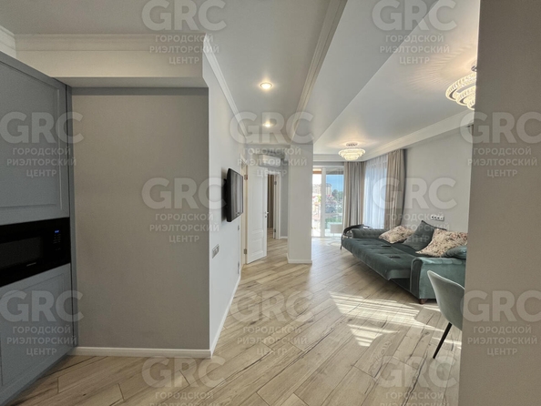 
  Продается 3-комн. квартира, 85.5 м², Полтавская ул, д. 54
. Фото 19.